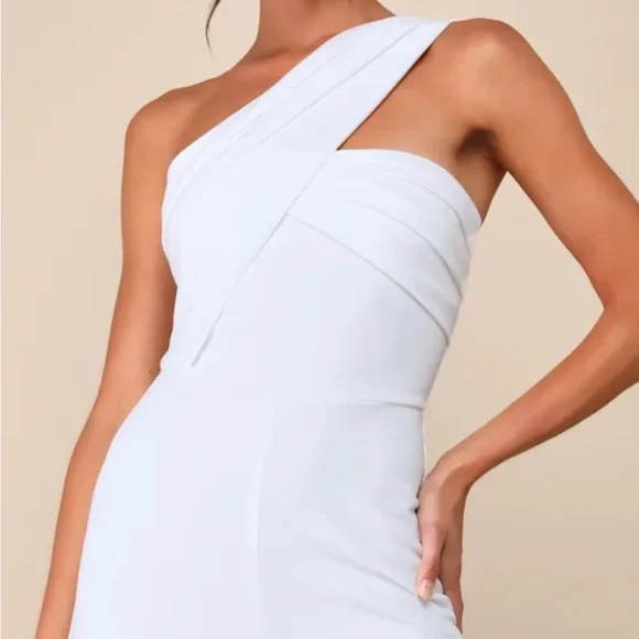 Lulus Devoted to Fun Ivory One-Shoulder Sleeveless Jumpsuit Size Medium NWOT - Picture 4 of 15